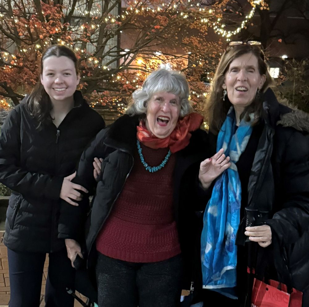 MSU student Eleanor Pugh shares a love of travel with Eleanor Marazita, 91. After studying abroad in Azerbaijan, she brought home scarves for Eleanor and her daughter Elizabeth.